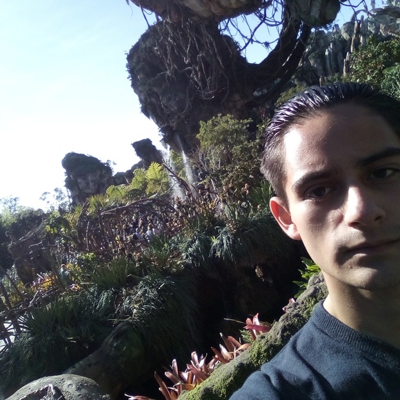 Meet your Posher, Kevin - Picture 1 of 1